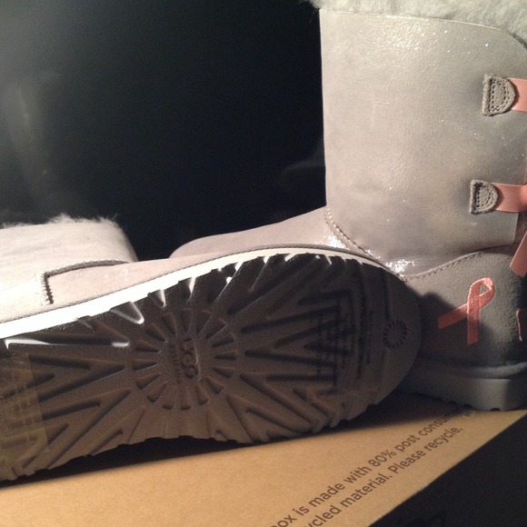 Cancer uggs - Picture 4 of 4