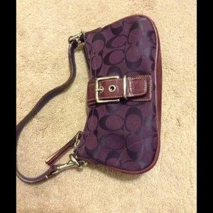 Authentic Coach Small Signature Purse with Buckle