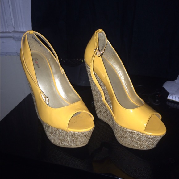 Shoes - Picture 2 of 2