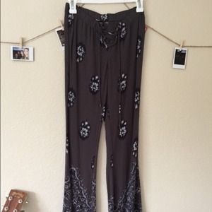 🚫SOLD🚫 Bohemian flowy pants