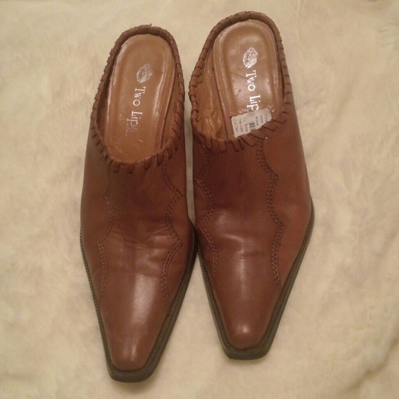 Two Lips Mules - Picture 2 of 4