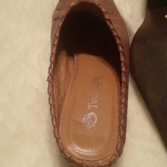 Two Lips Mules - Picture 4 of 4