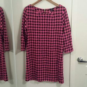 H&M Pink Houndstooth Shift Dress Cute for VDAY ??