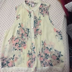 Floral print blouse