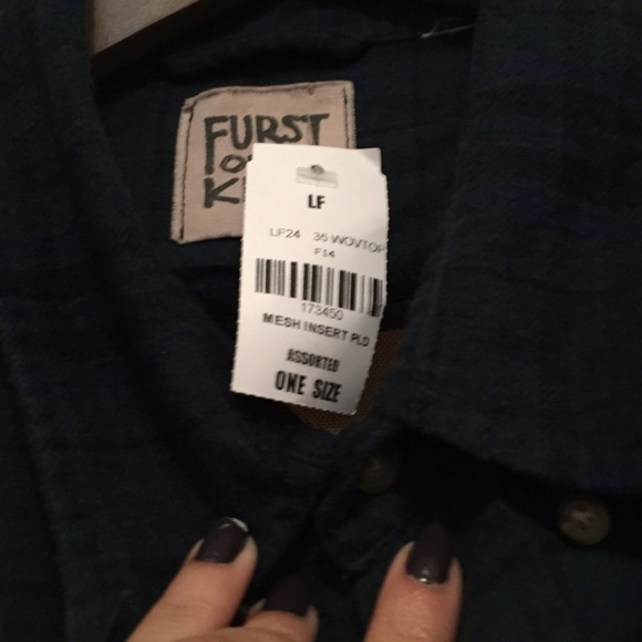 LF Furst of a Kind Vintage Triangle back Flannel - Picture 2 of 4