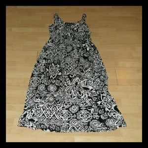 *Sold* Black and White Floral Maxi Dress