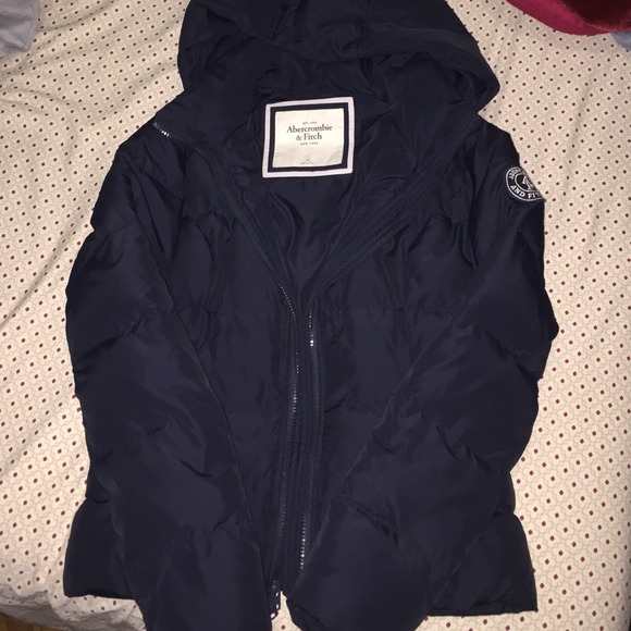 Abercrombie women's down feather coat