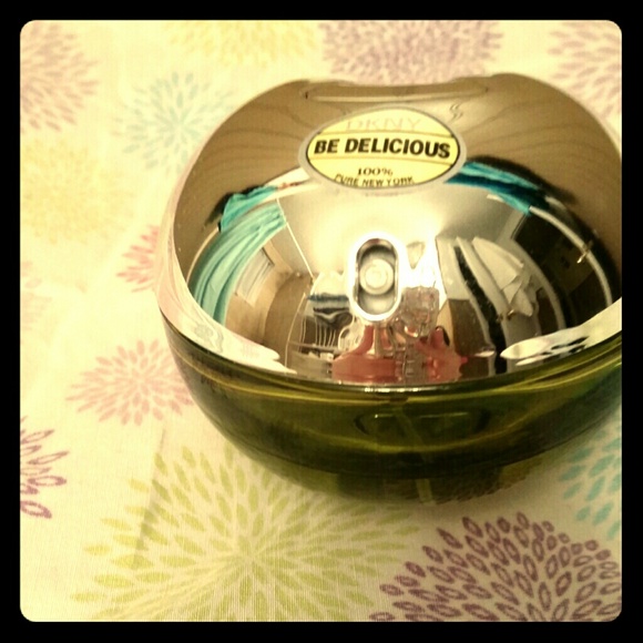 DKNY Be Delicious