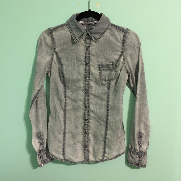 Fitted Guess acid wash button down shirt