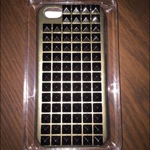 Studded iPhone 5/5s case