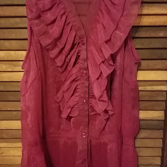 Top - Picture 3 of 4