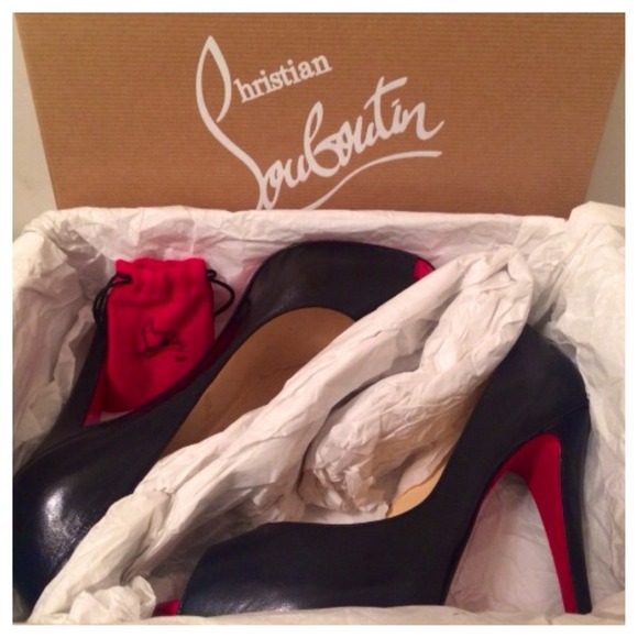 🚫SOLD🚫 NEW! Christian Louboutin Very Prive 120mm - Picture 4 of 4