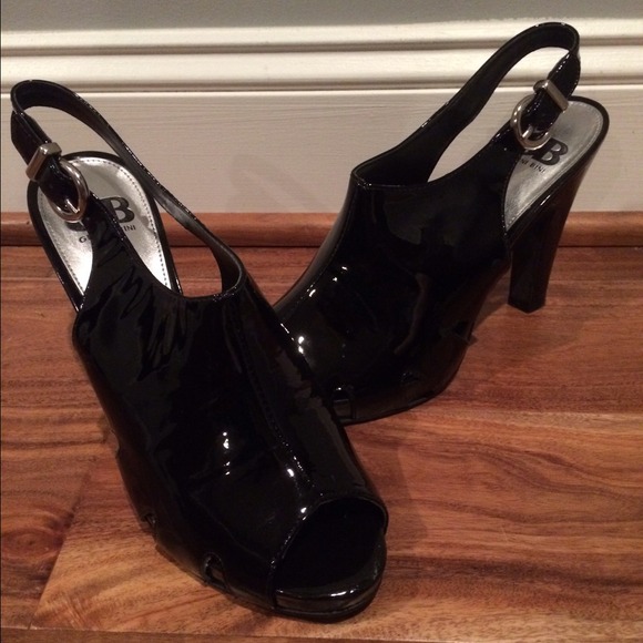 Gianni Bini Shoes - Gianni Bini Black Peep Toes Heels