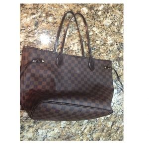 Louis Vuitton Neverfull mm