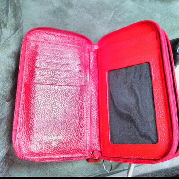 Vintage CHANEL Wallet - Picture 2 of 3