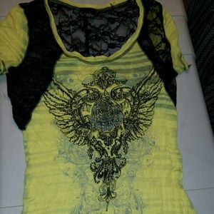 Black and yellow top.