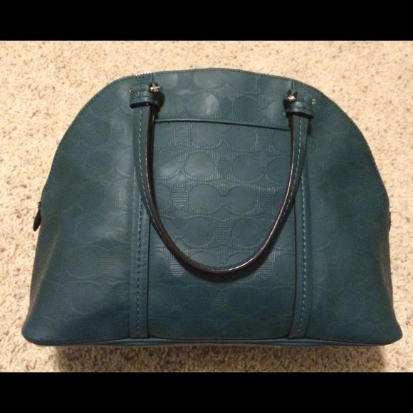 🚫Sold🚫Coach Peyton Link C Embossed Cora Domed - Picture 2 of 4