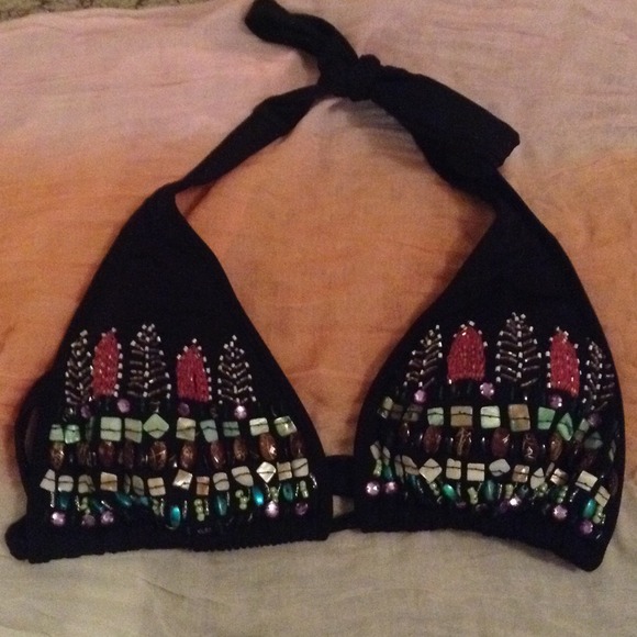 PRICE DROP: BUNDLE of Bikini Tops (NWOT)👙☀️🏊 - Picture 2 of 4