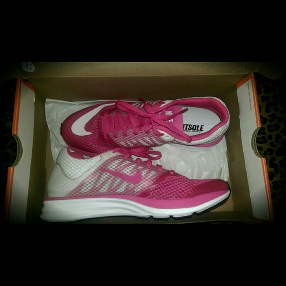 SOLD!! NEW - Nike Lunarspeed