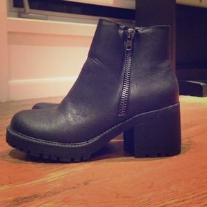 Black Zip Side Chunky Cleated Sole Block Heel Boot