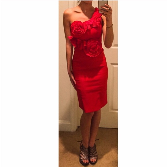 SOLD 🎉 NWOT Red Midi Dress with Asymmetric Top - Picture 2 of 4
