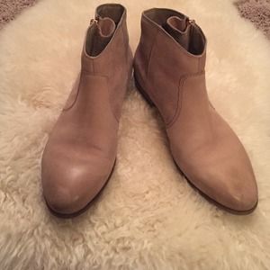 ❤️Genuine Leather ALDO Booties ❤️