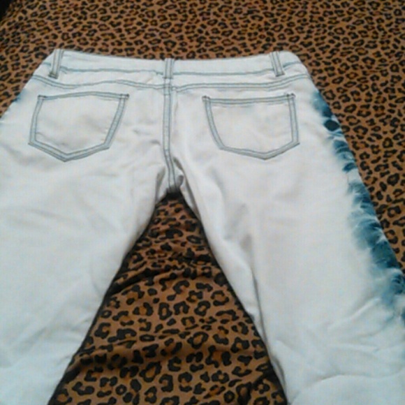 Skinny Jeans - Picture 2 of 2