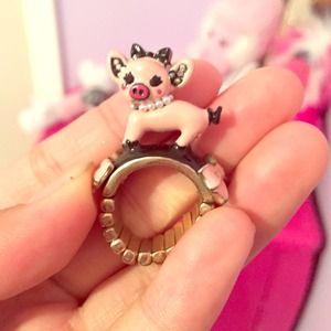 Betsey Johnson Pig Ring