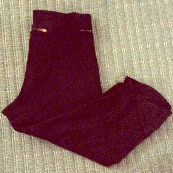 Nike black leggings Capri tights