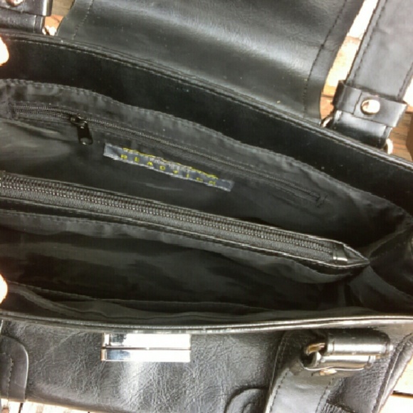 Kenneth Cole Reaction Leather Handbag - Picture 3 of 4