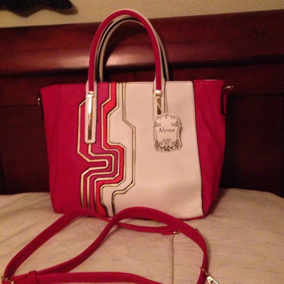 Purse - Picture 2 of 4