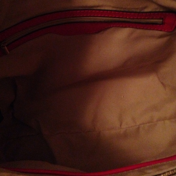 Purse - Picture 3 of 4