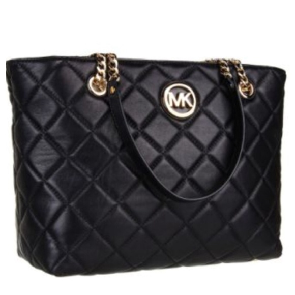 Michael Kors Handbags - 🎉HP🎉Michael Kors Large Fulton Quilted Tote NWT