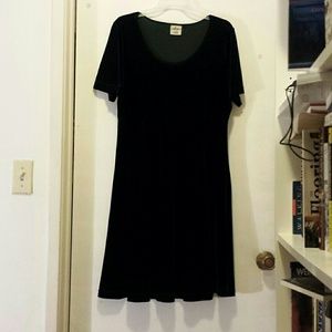 Hunter green stretch velvet dress