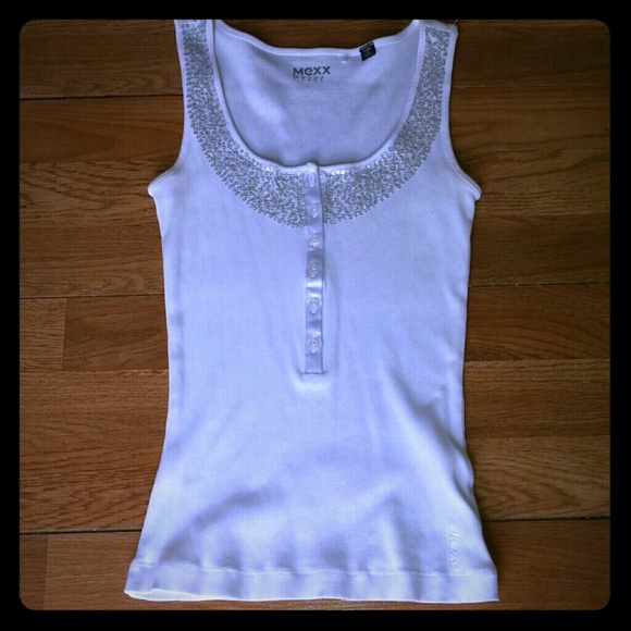 ♥ White Embellished ♥ NWOT