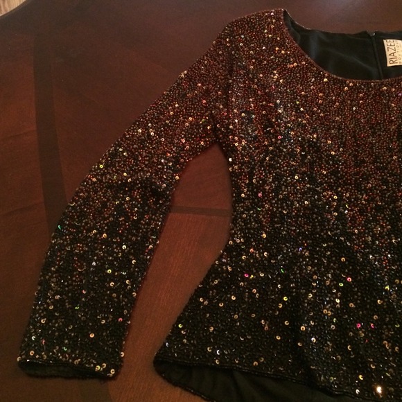 SOLD IN BUNDLE - Picture 2 of 4