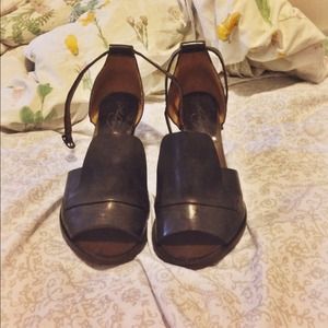 Gorgeous Rachel Comey open toed leather heels!