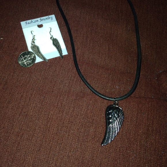 Angel wings earrings and necklace