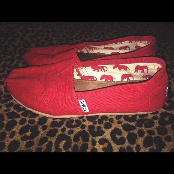 Red Toms