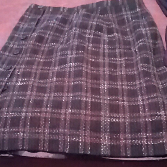 Entire outfit Skirt sleevless tank and sweater