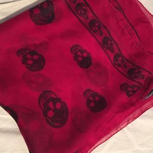 Alexander McQueen Scull Scarf