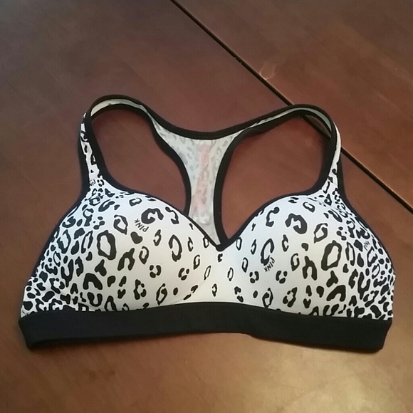 PINK VS sports bra