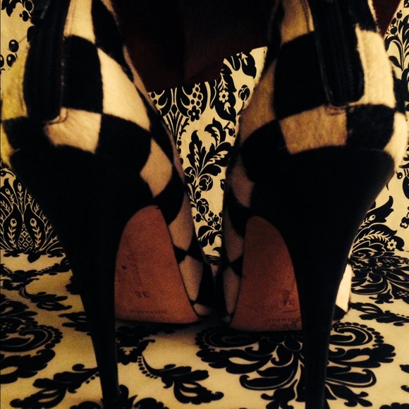 🔴 SOLD - Picture 2 of 4