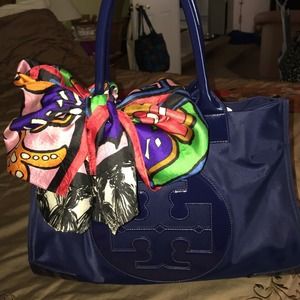 Oscar de la renta silk scarf
