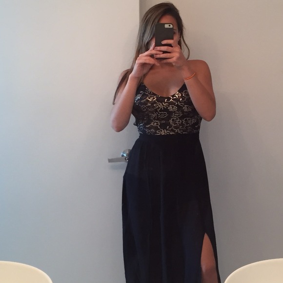 Brand New Maxi Dress !