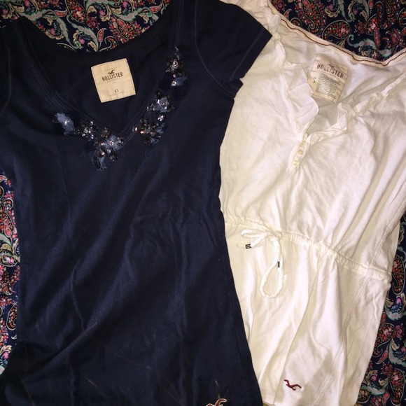 🔴sold🔴 BUNDLE Hollister shirts