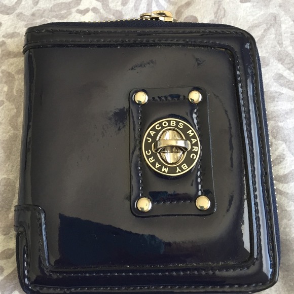 Marc by Marc Javobs Wallet Authentic not for sale