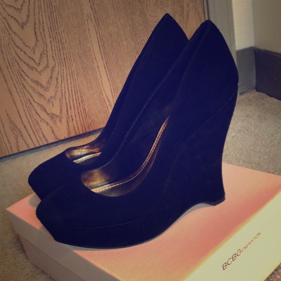 Black Wedge Heels