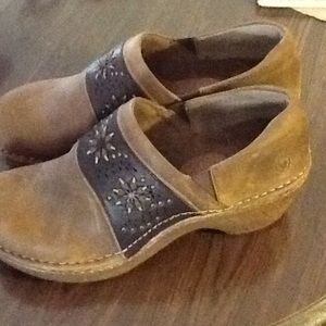 Ariat clogs