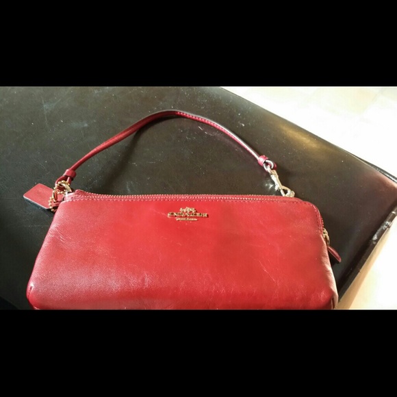 Coach Smooth Leather Double Zip Wallet Red Currant - Picture 4 of 4
